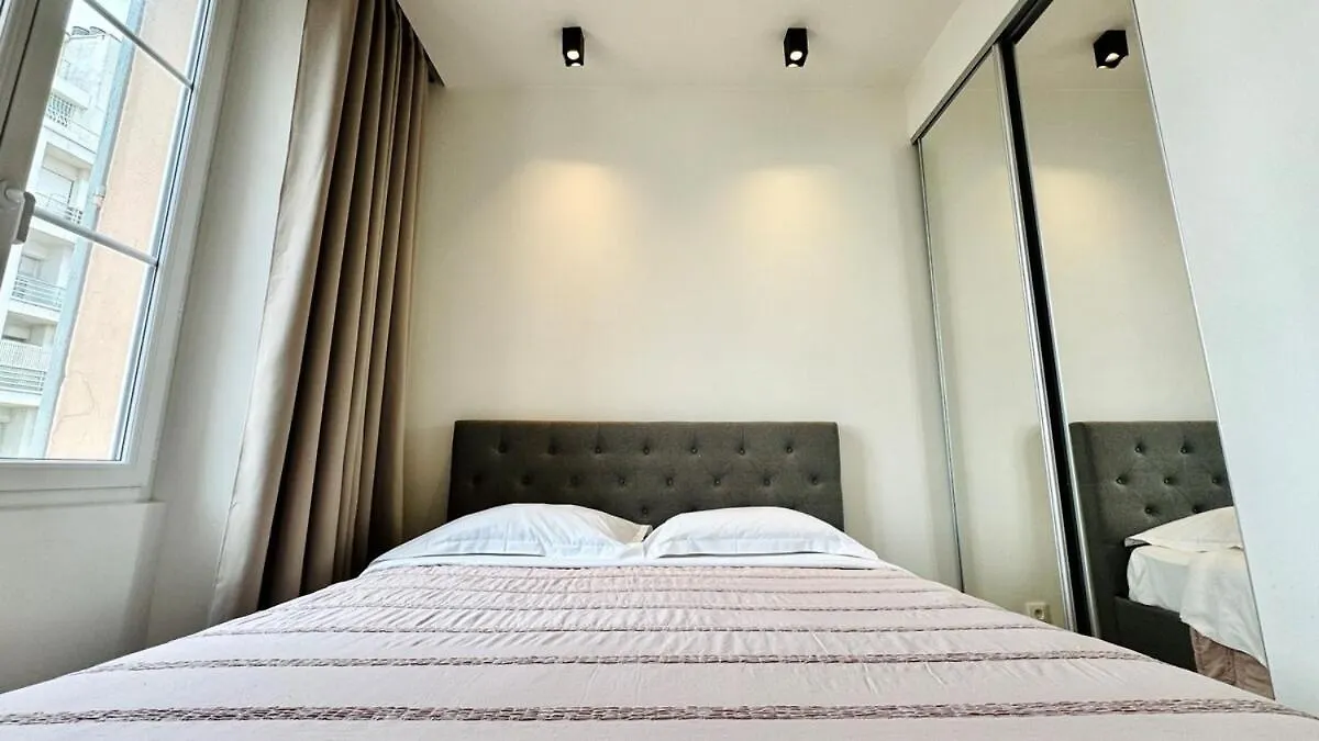 Cozy Croisette Retreat Cannes